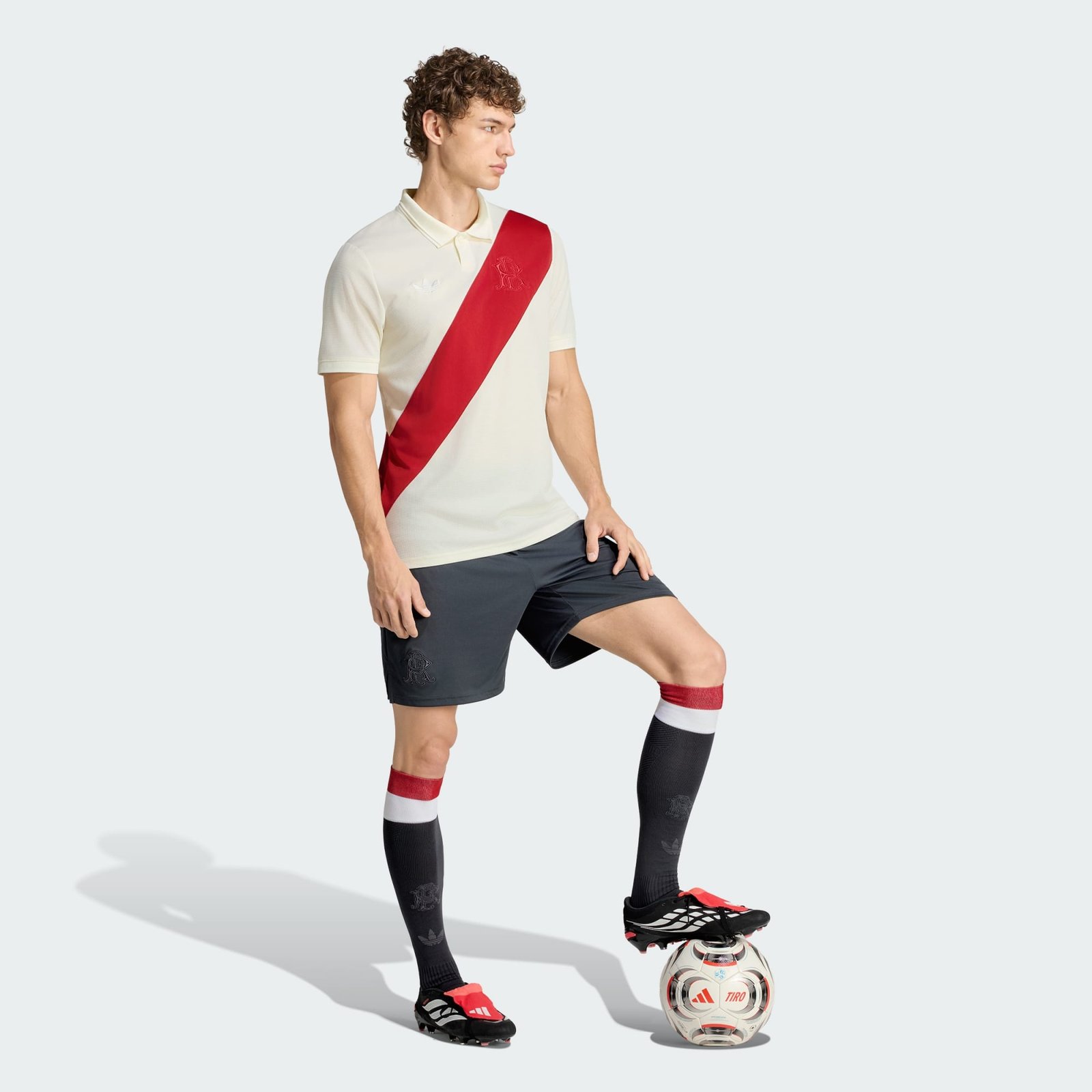 Camisa Adidas River Plate 2026/27 Edição Aniversário Camisa Adidas River Plate 2026/27 Edição Aniversário