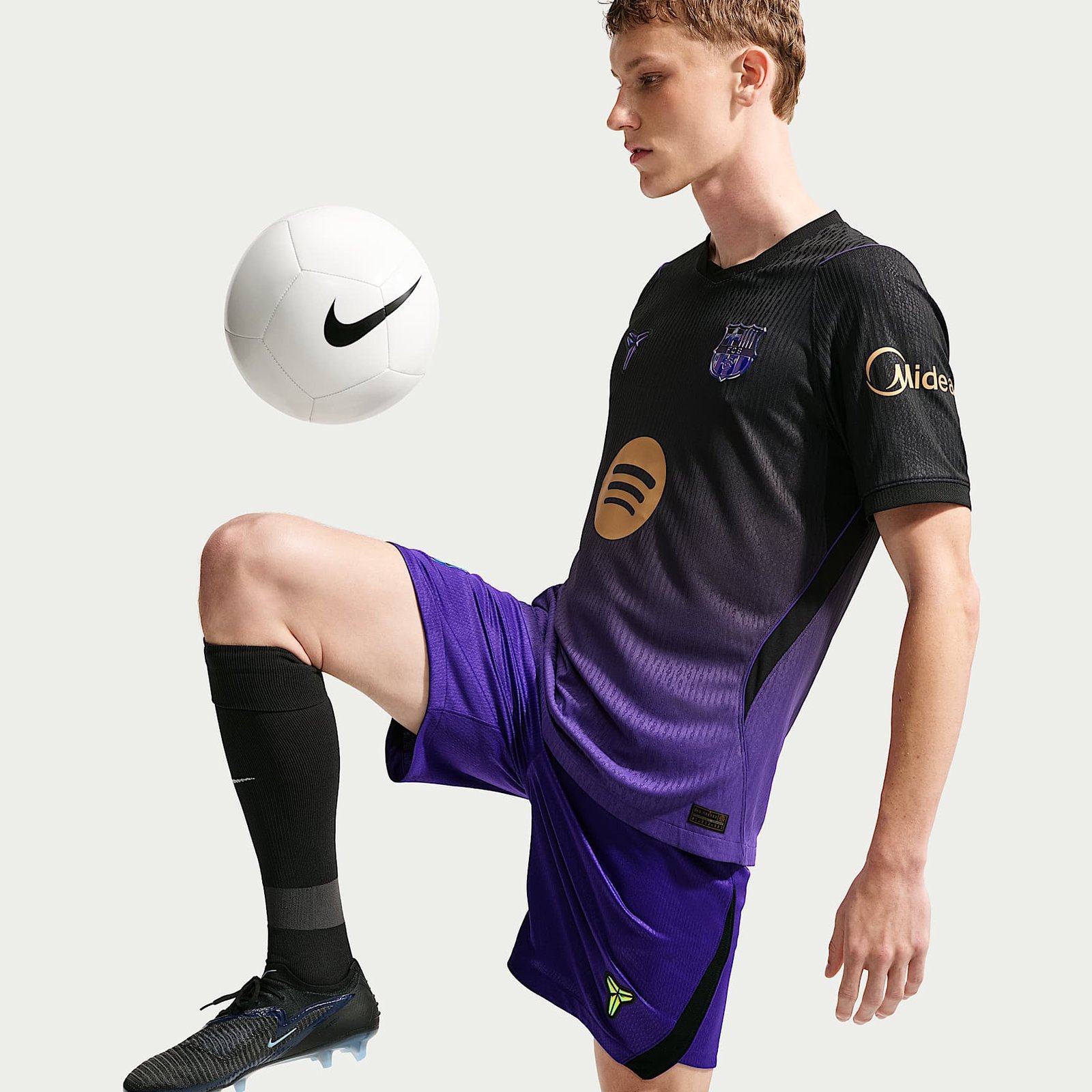 Camisa Nike Barcelona 2026/27 II Jogador Camisa Nike Barcelona 2026/27 II Jogador