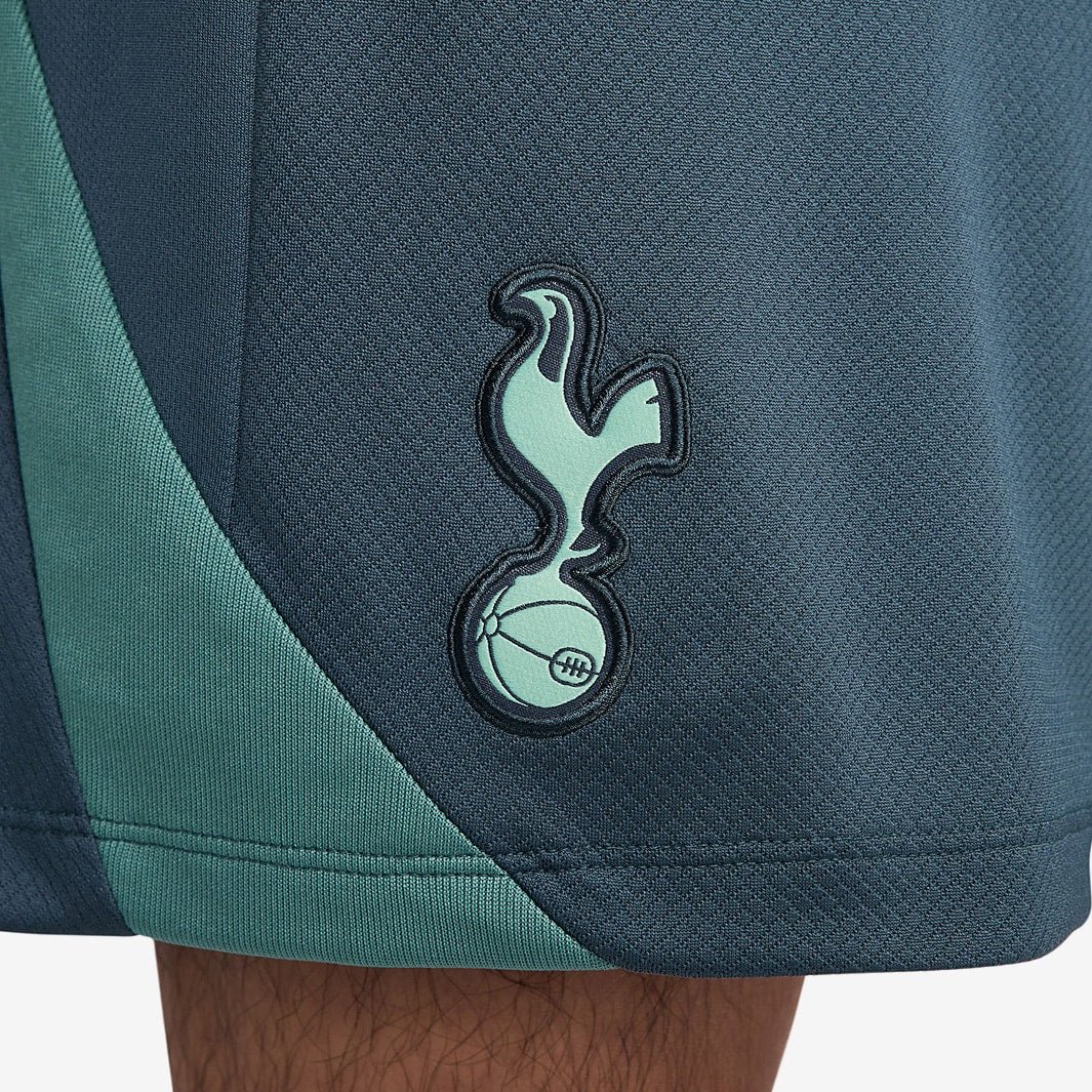 Shorts Nike Tottenham FC 2024/25 Torcedor Shorts Nike Tottenham FC 2024/25 Torcedor