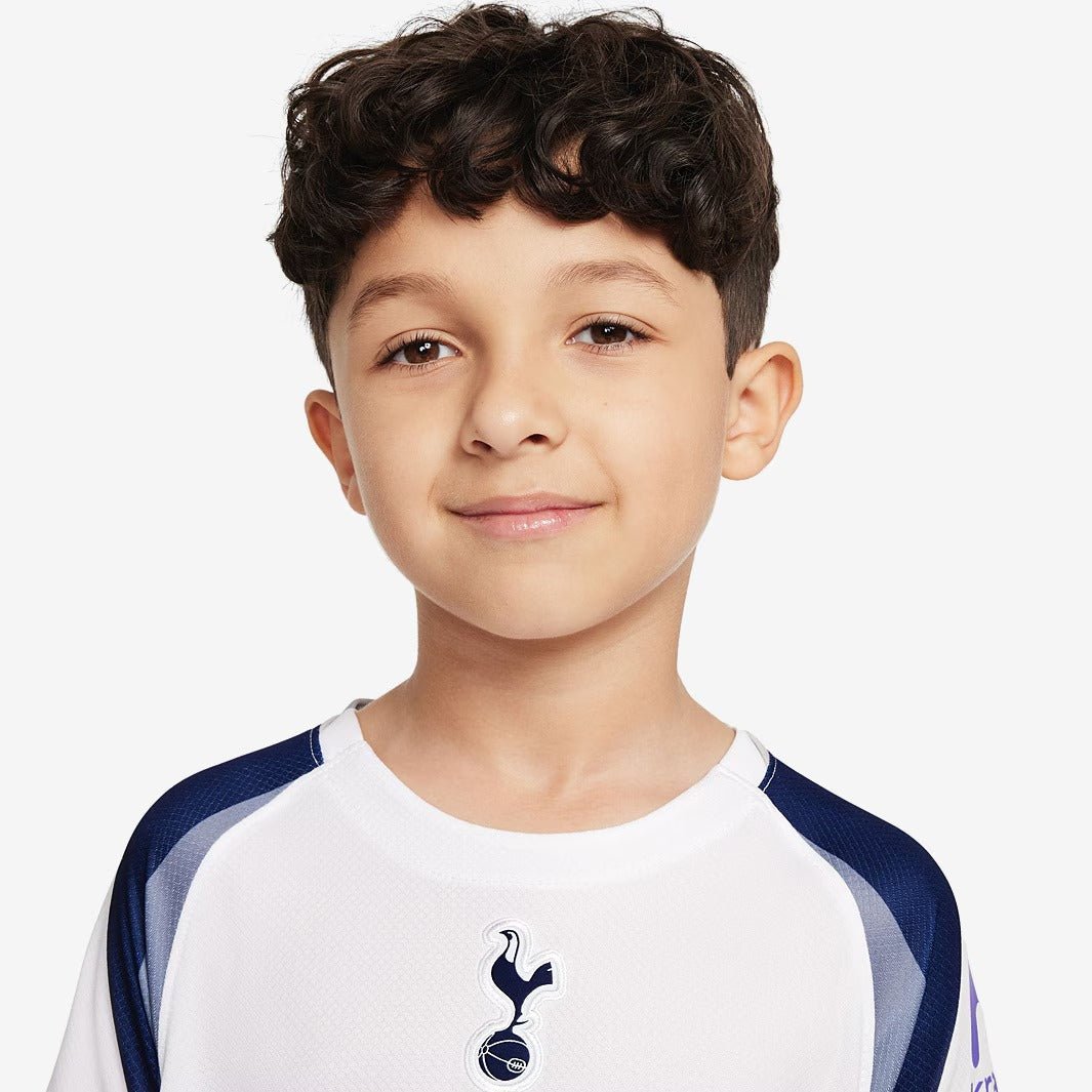 Conjunto Infantil Nike Tottenham 2025/26 Torcedor Conjunto Infantil Nike Tottenham 2025/26 Torcedor