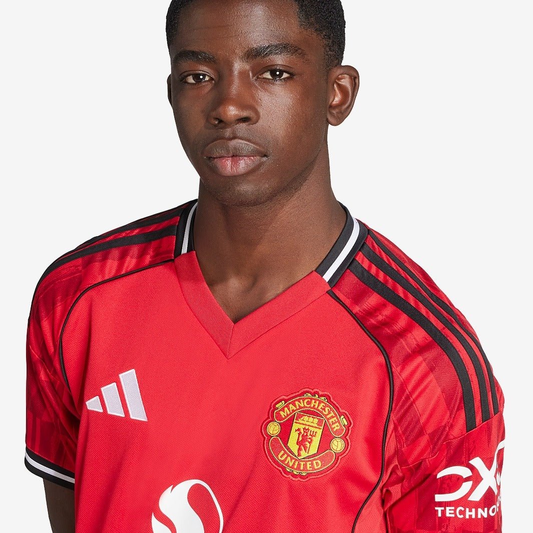 Camisa adidas Manchester United 2025/26 I Torcedor Camisa adidas Manchester United 2025/26 I Torcedor