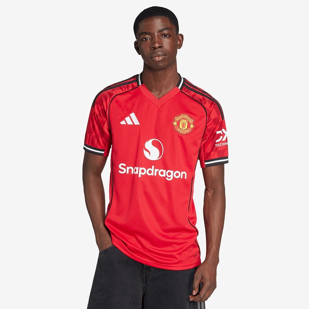 Camisa adidas Manchester United 2025/26 I Torcedor Camisa adidas Manchester United 2025/26 I Torcedor