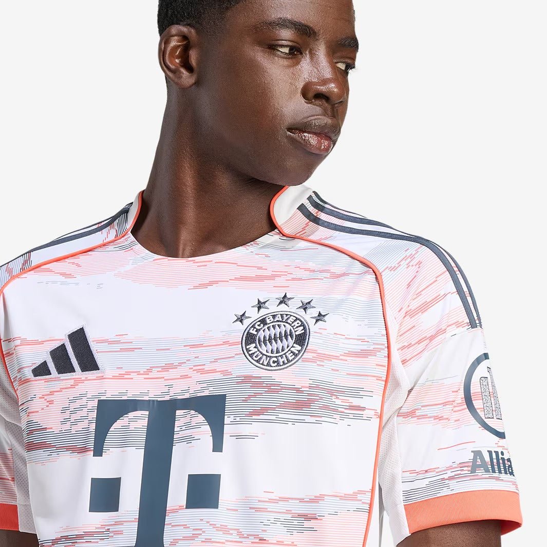 Camisa adidas Bayern de Munique 2025/26 II Torcedor Camisa adidas Bayern de Munique 2025/26 II Torcedor