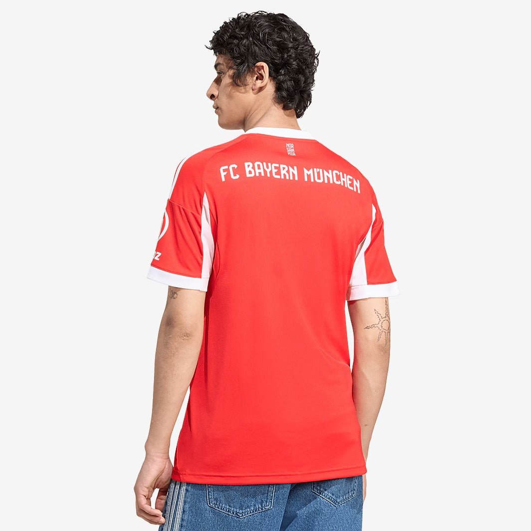 Camisa adidas Bayern de Munique 2025/26 I Torcedor Camisa adidas Bayern de Munique 2025/26 I Torcedor