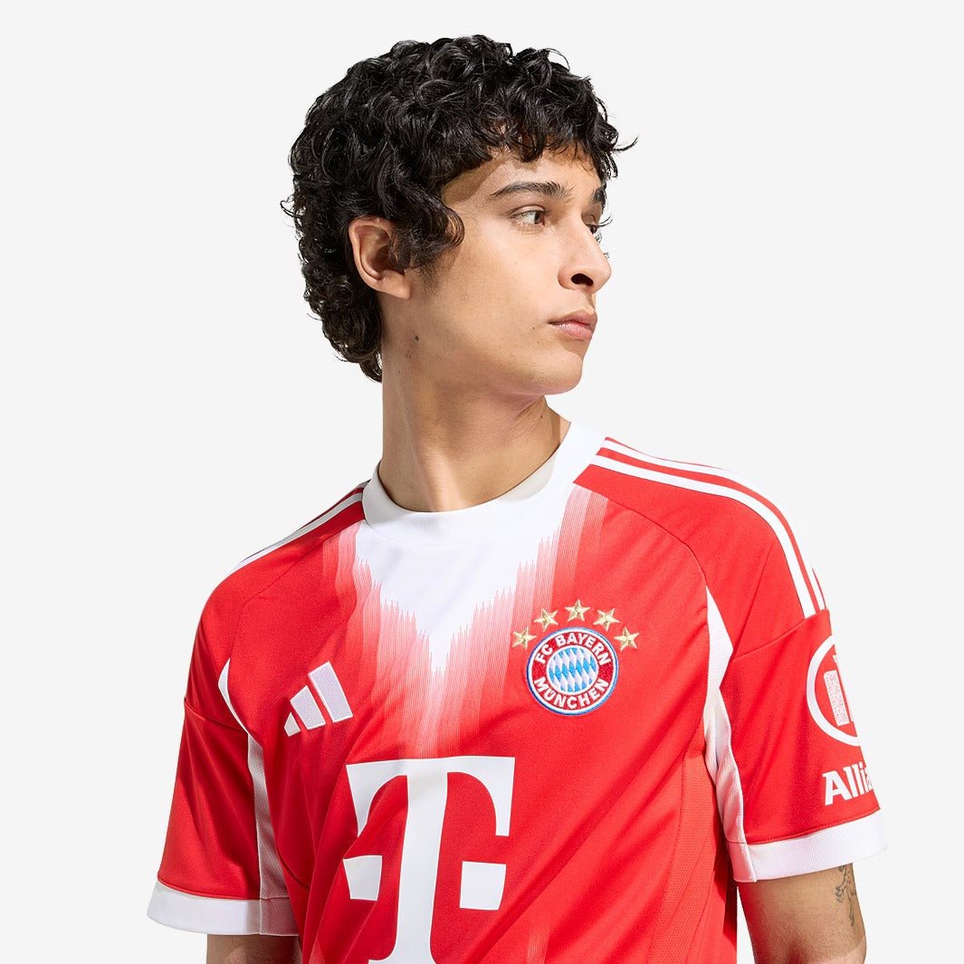 Camisa adidas Bayern de Munique 2025/26 I Torcedor Camisa adidas Bayern de Munique 2025/26 I Torcedor
