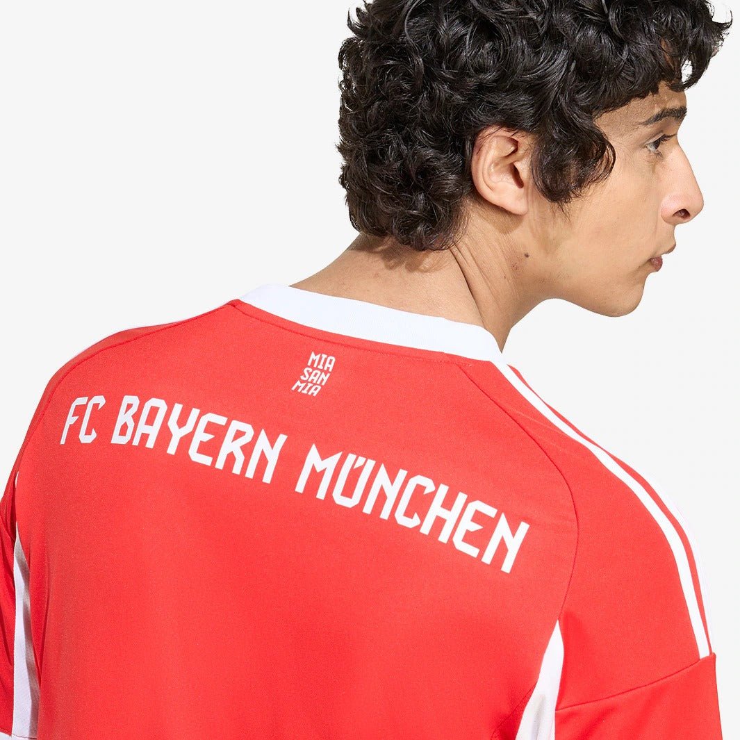 Camisa adidas Bayern de Munique 2025/26 I Torcedor Camisa adidas Bayern de Munique 2025/26 I Torcedor
