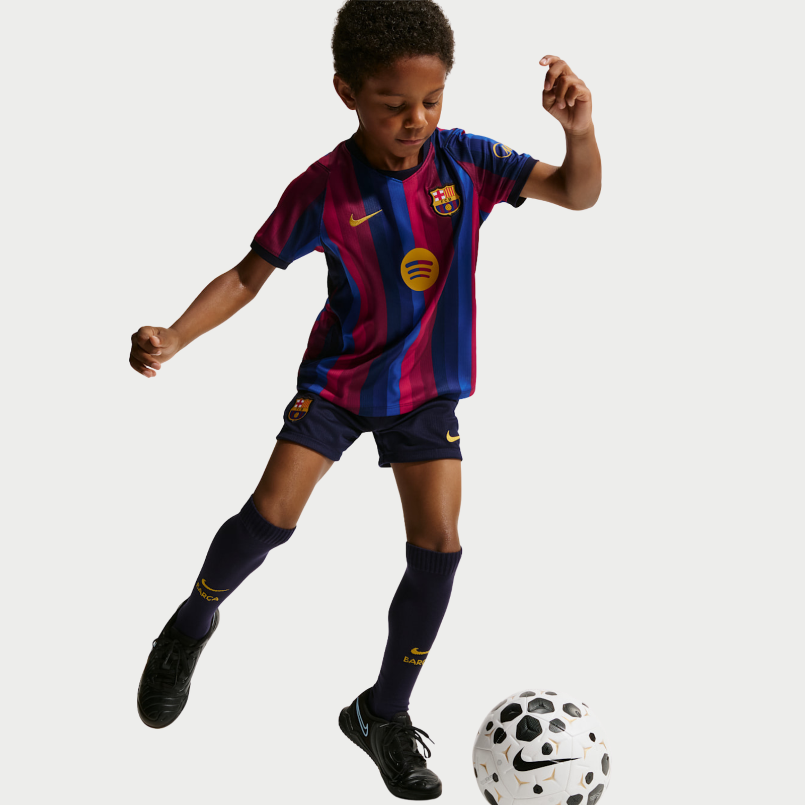 Conjunto Infantil Nike Barcelona 2026/27 I Conjunto Infantil Nike Barcelona 2026/27 I