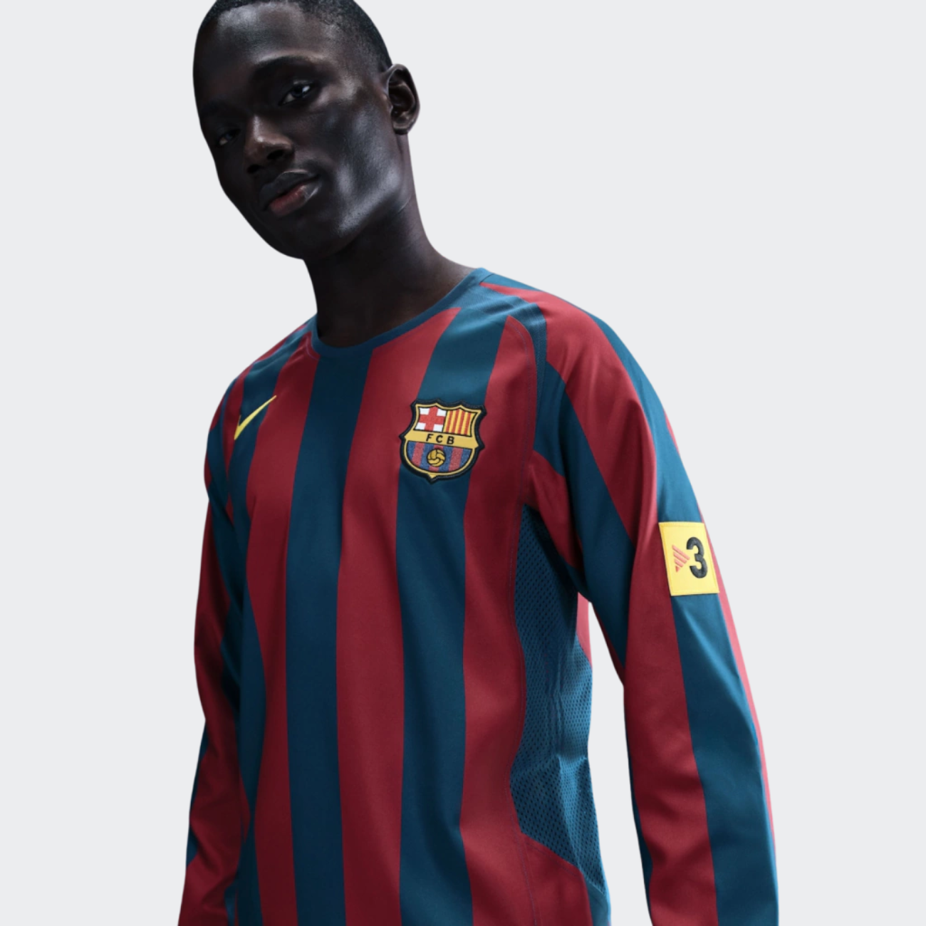 Camisa Barcelona Retrô Home 2005/2006 Torcedor Nike Masculino Camisa Barcelona Retrô Home 2005/2006 Torcedor Nike Masculino