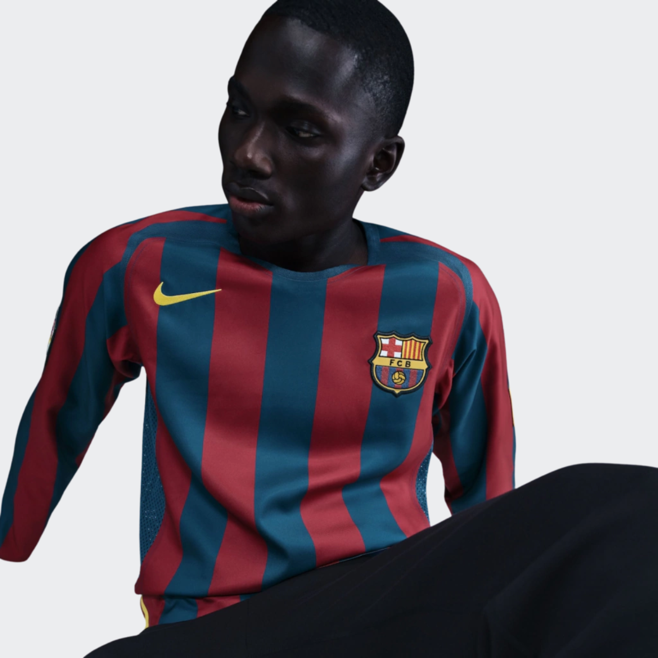 Camisa Barcelona Retrô Home 2005/2006 Torcedor Nike Masculino Camisa Barcelona Retrô Home 2005/2006 Torcedor Nike Masculino