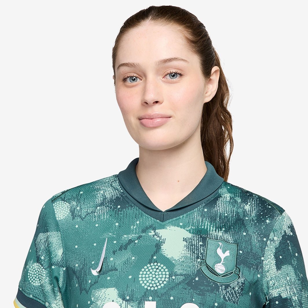 Camisa Feminina Nike Tottenham FC 2024/25 III Camisa Feminina Nike Tottenham FC 2024/25 III
