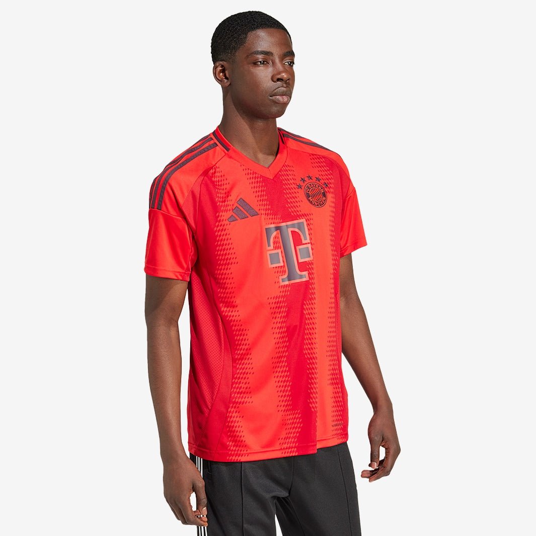 Camisa adidas Bayern de Munique 2024/25 I Torcedor Camisa adidas Bayern de Munique 2024/25 I Torcedor