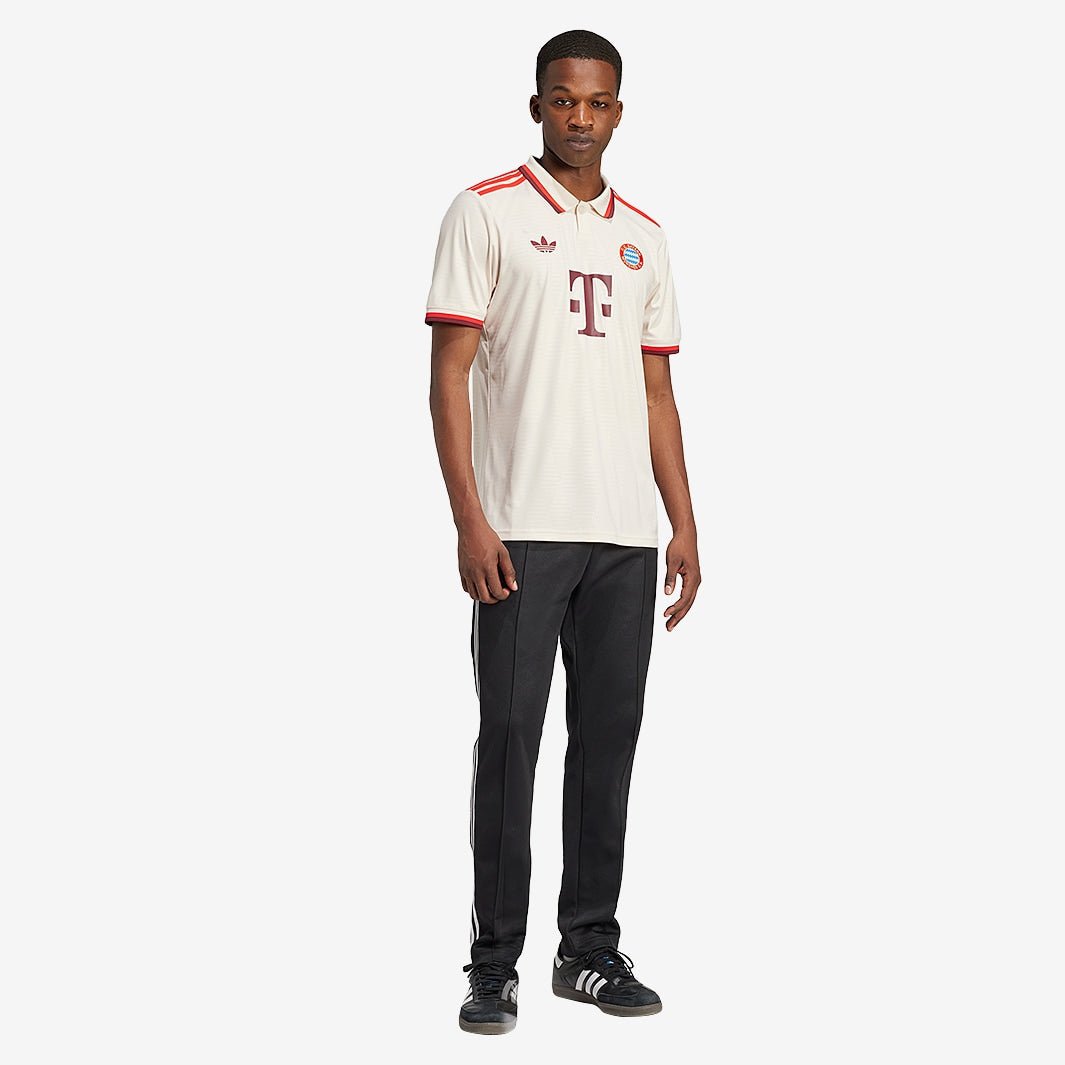 Camisa adidas Originals Bayern de Munique 2024/25 III Torcedor Camisa adidas Originals Bayern de Munique 2024/25 III Torcedor