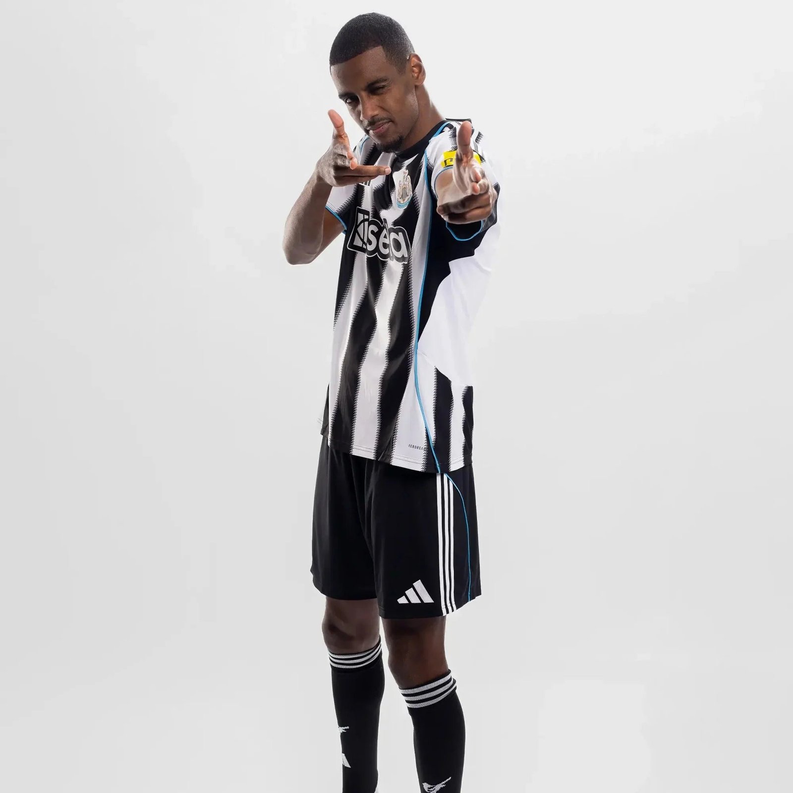 Camisa adidas Newcastle 2025/26 I Torcedor Camisa adidas Newcastle 2025/26 I Torcedor