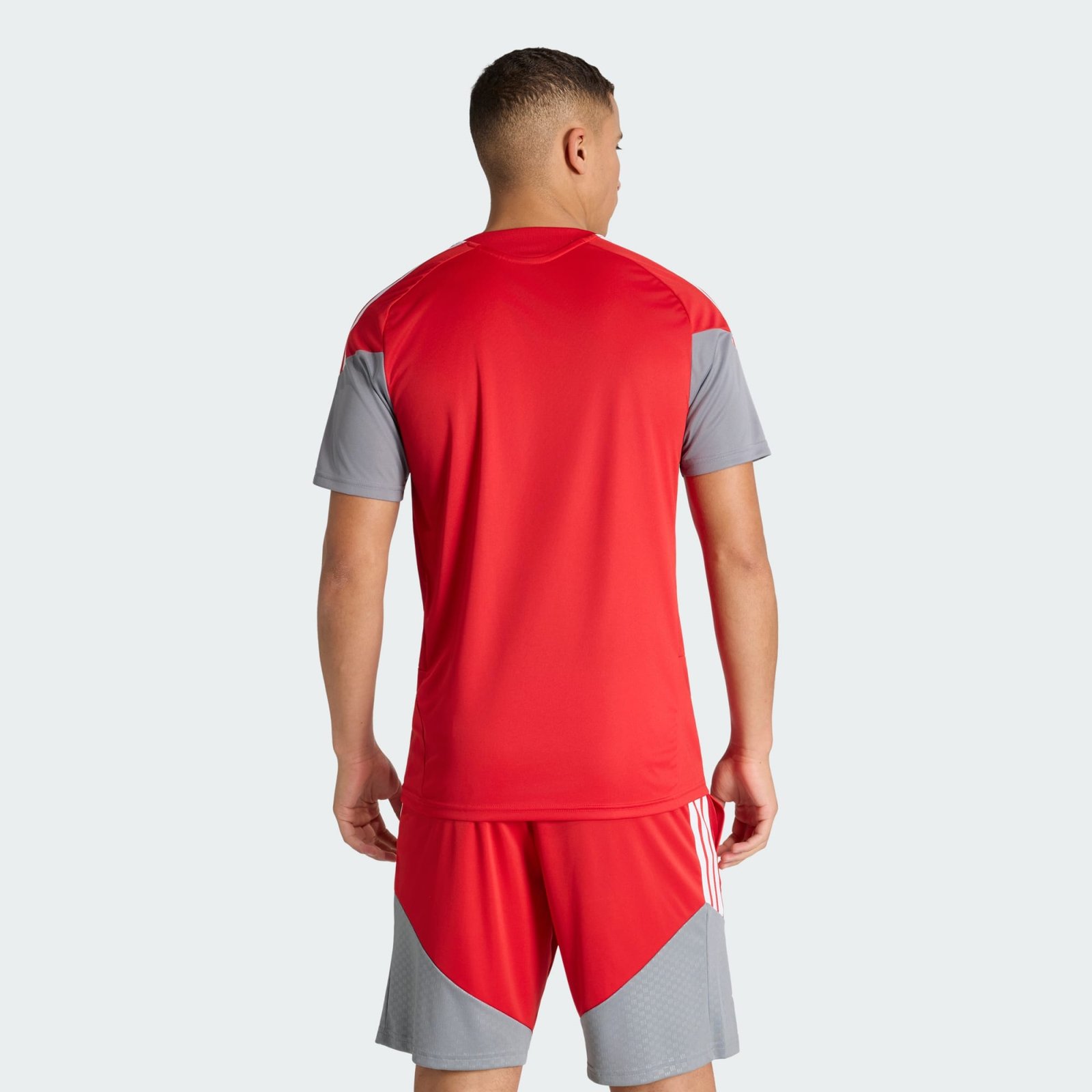 Camisa Adidas Internacional 2026/27 Treino Camisa Adidas Internacional 2026/27 Treino