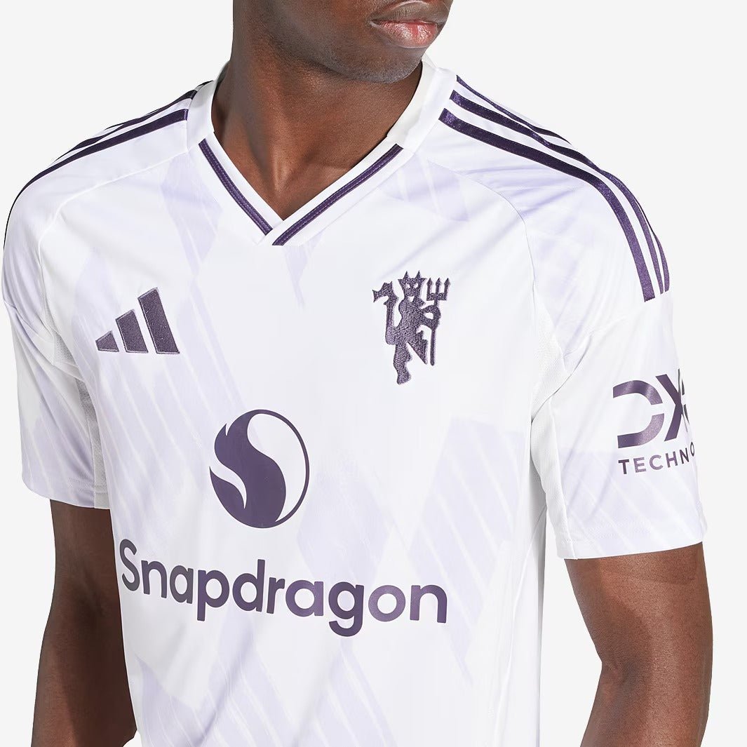 Camisa adidas Manchester United 2025/26 II Torcedor Camisa adidas Manchester United 2025/26 II Torcedor