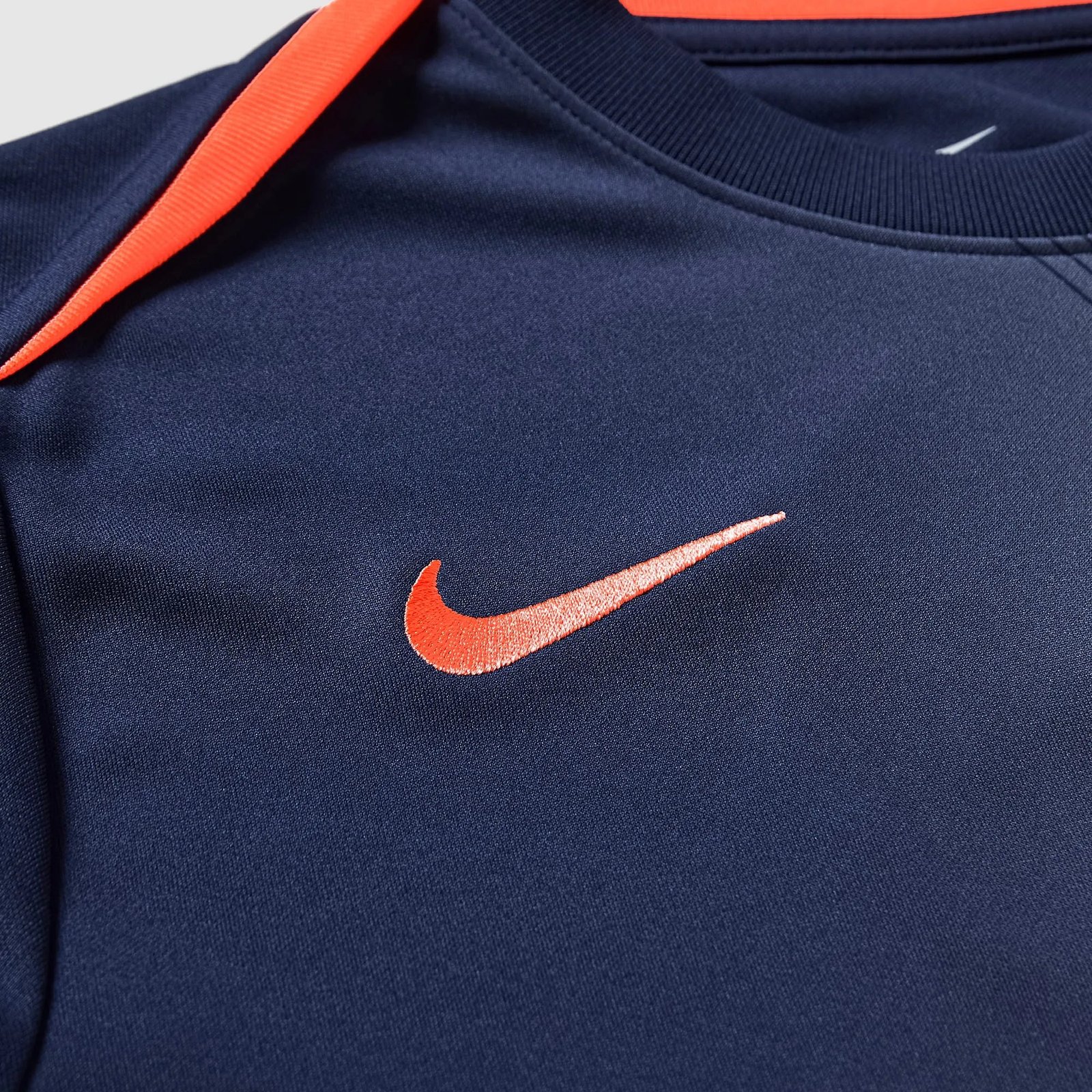 Camisa Nike Barcelona 2025/26 Treino Camisa Nike Barcelona 2025/26 Treino
