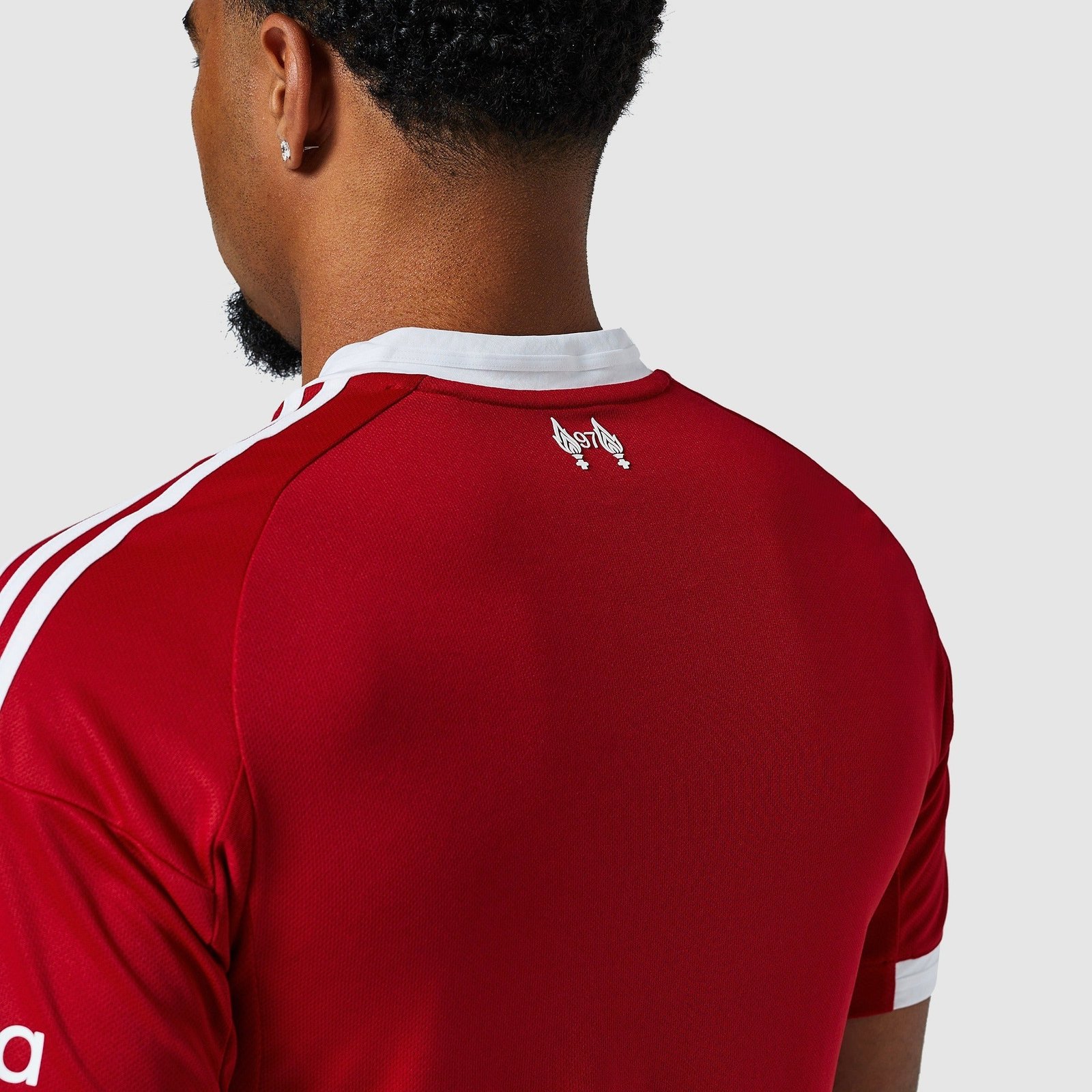 Camisa Adidas Liverpool 2025/26 I Torcedor Camisa Adidas Liverpool 2025/26 I Torcedor