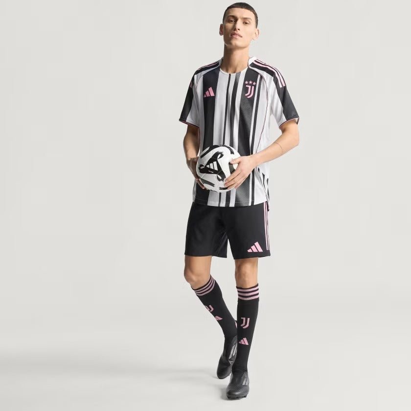 Camisa adidas Juventus FC 2025/26 I Jogador Camisa adidas Juventus FC 2025/26 I Jogador