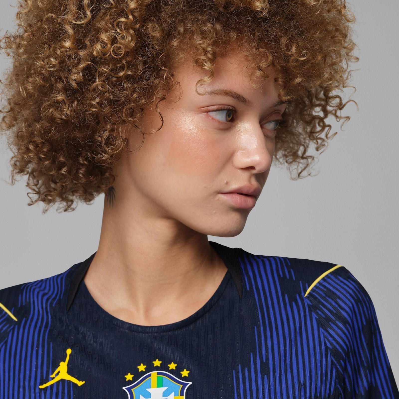 Camisa Feminina Seleção Brasileira 2026/27 II Camisa Feminina Seleção Brasileira 2026/27 II