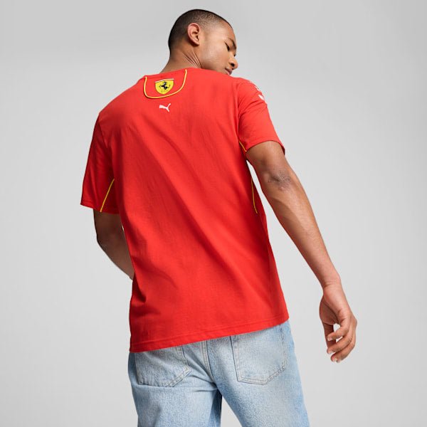 Camiseta Scuderia Ferrari Team Masculina Camiseta Scuderia Ferrari Team Masculina